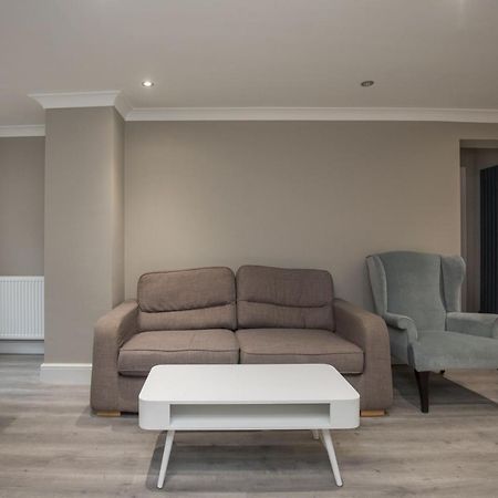 Riverside Central Kingston Flat 1B Surbiton Exterior foto