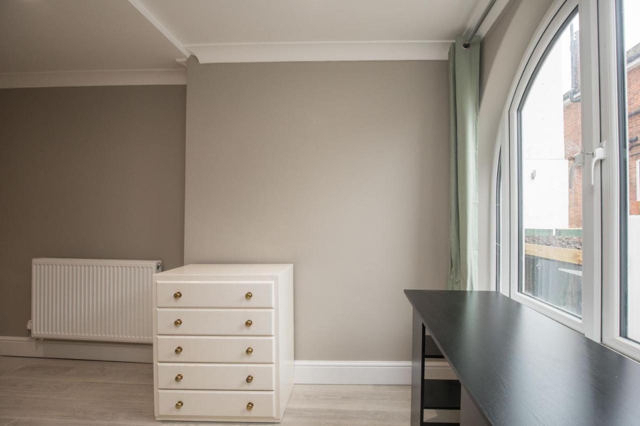 Riverside Central Kingston Flat 1B Surbiton Exterior foto